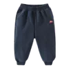 Melegítő nadrágok